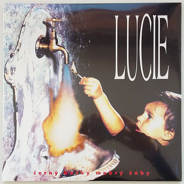 Lucie - Černý kočky mokrý žáby