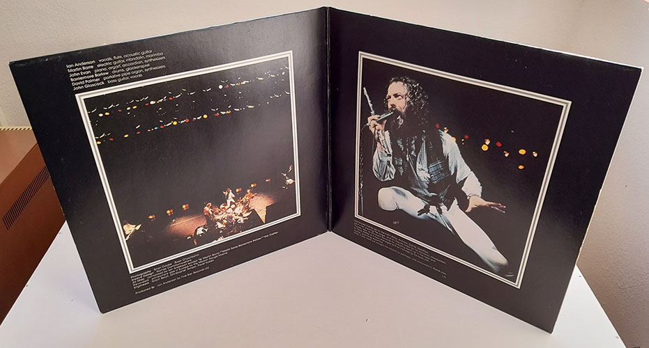 Jethro Tull - Live - Bursting Out - Obrázek 3