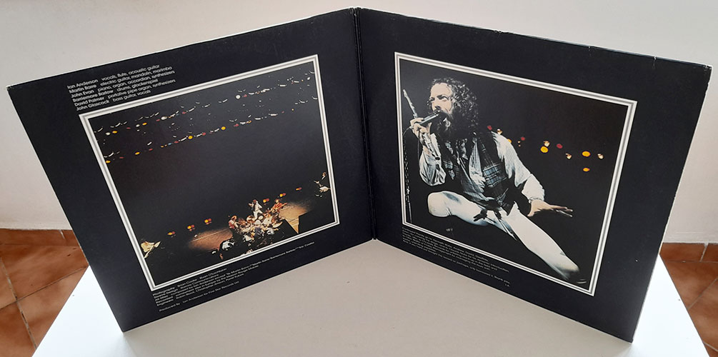 Jethro Tull - Live - Bursting Out - Obrázek 3