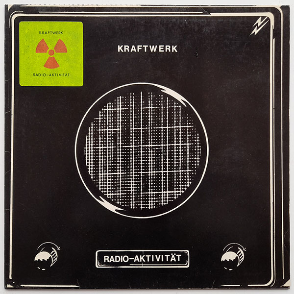 Kraftwerk - Radio-Activity