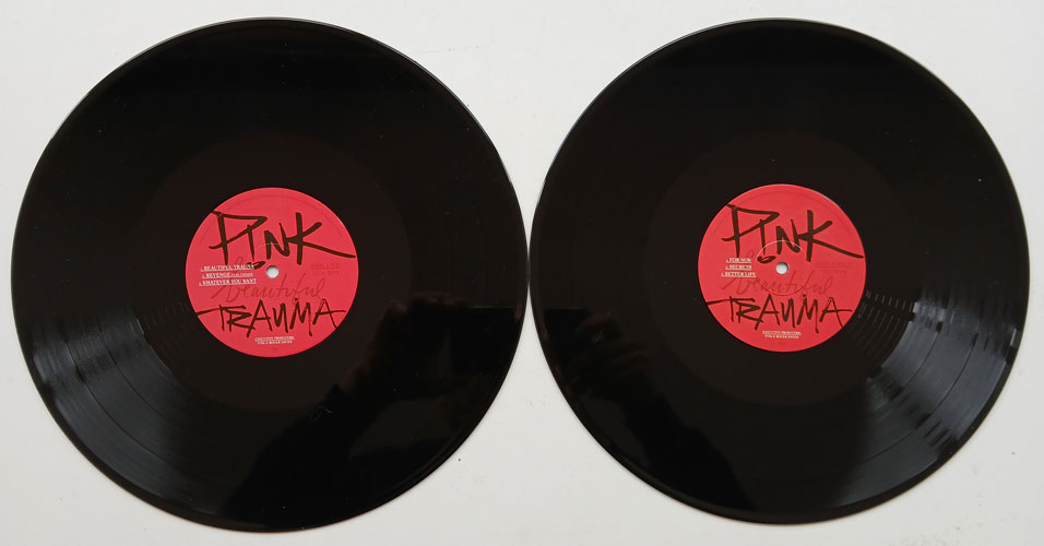 PINK - Beautiful Trauma - Obrázek 5