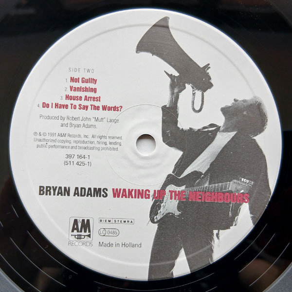 Bryan Adams - Waking Up The Neighbours - Obrázek 4